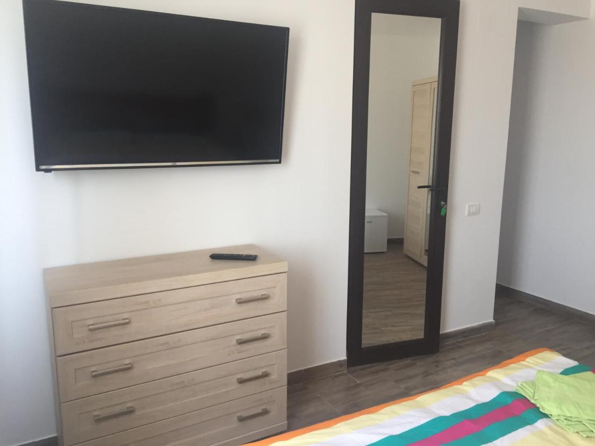 Sunshine Apartments 那沃达利 外观 照片
